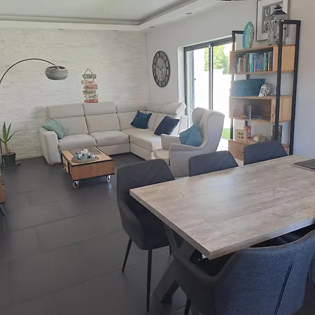Villa Ocean Waves Aroeira (Setubal)